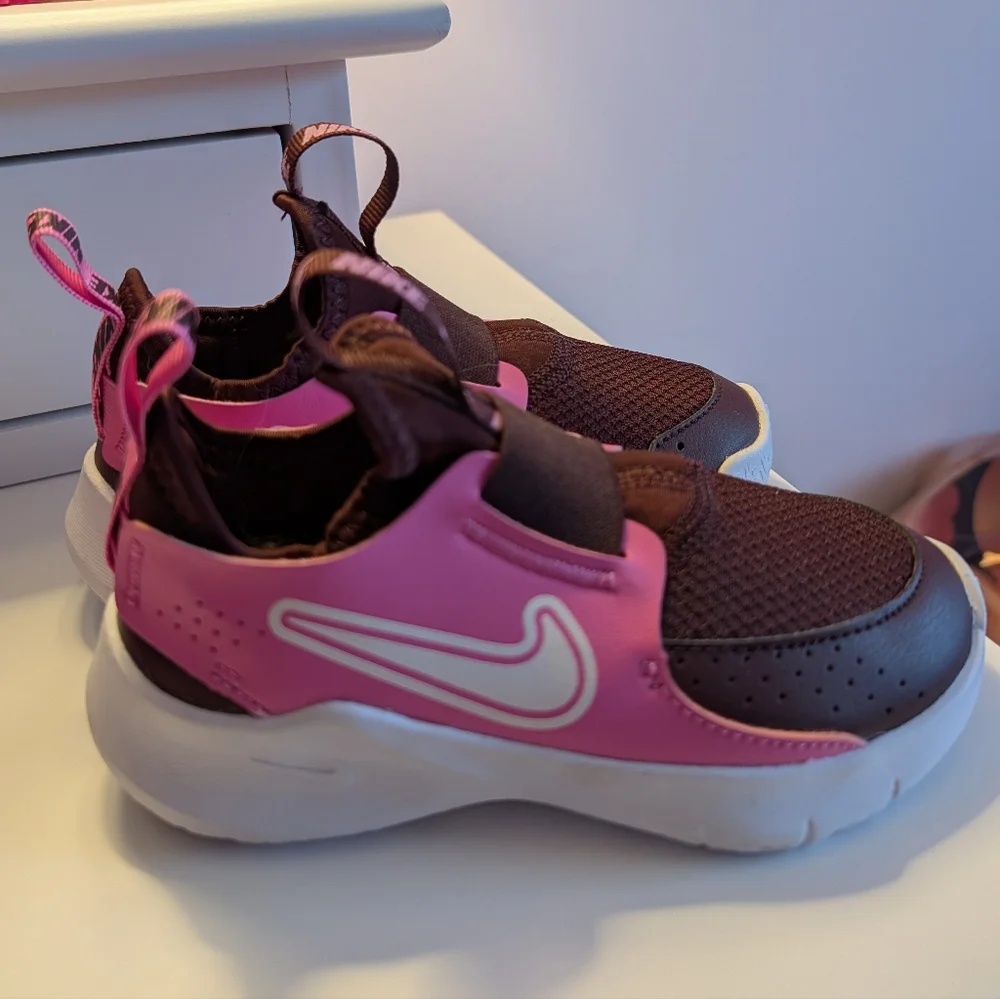 Nike Flex Runner 3 Burgundy And Pink Size 10.5C
